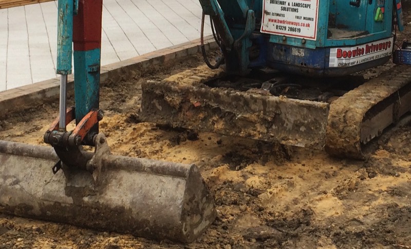 Driveway groundworks digger